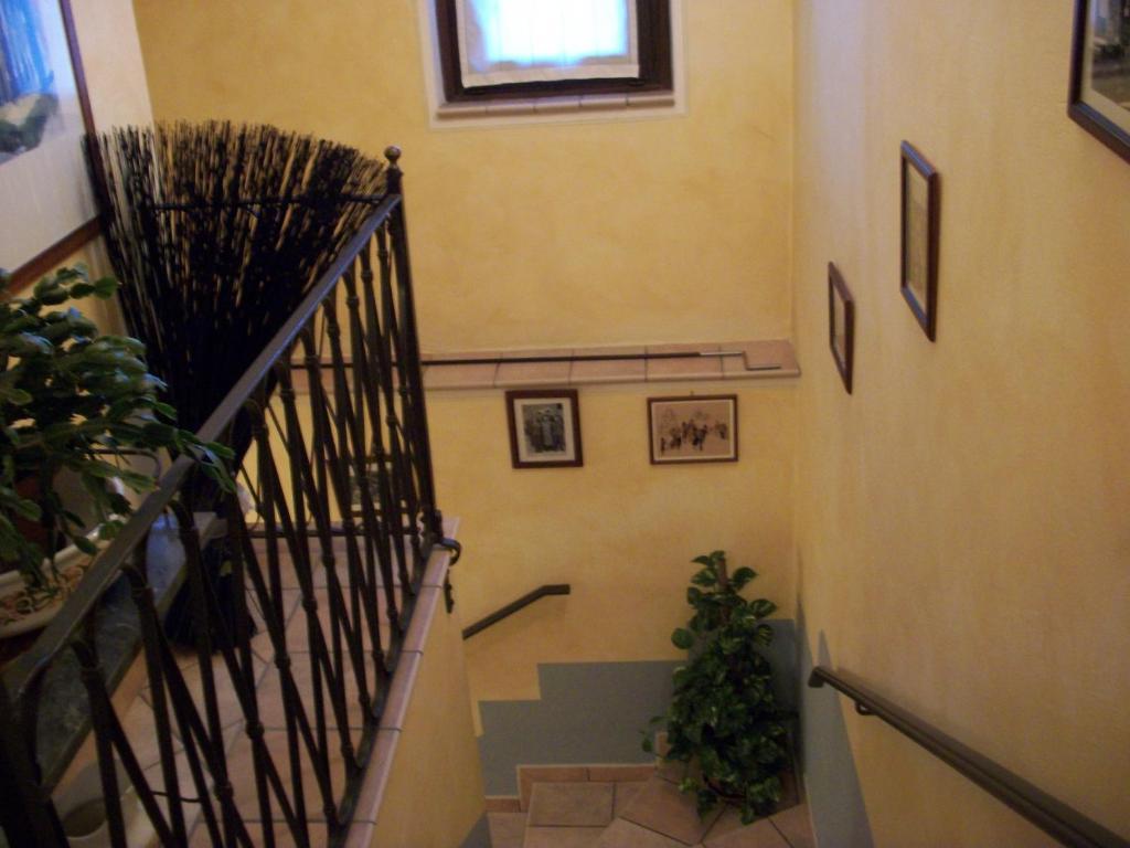 Cascina Ballarin Villa La Morra Room photo