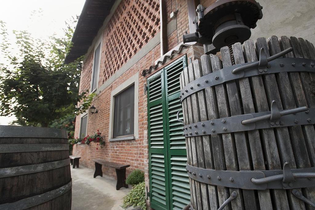 Cascina Ballarin Villa La Morra Exterior photo