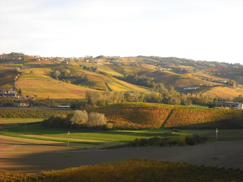 Cascina Ballarin Villa La Morra Exterior photo